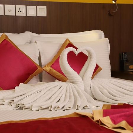 טריואנדרום Vivin Luxury Suites מראה חיצוני תמונה