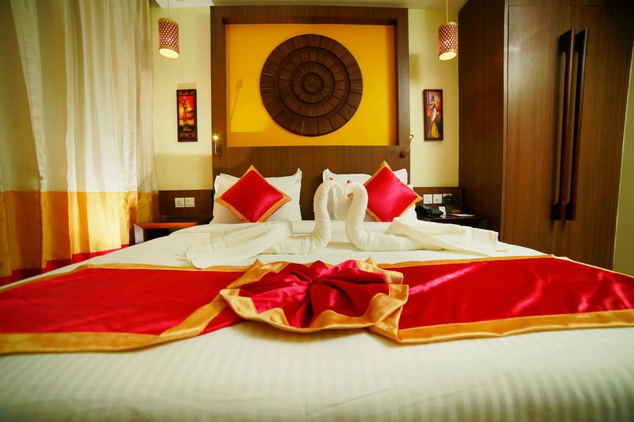 טריואנדרום Vivin Luxury Suites מראה חיצוני תמונה