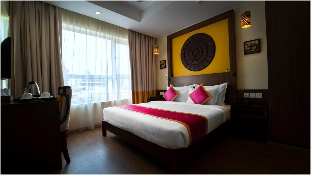 טריואנדרום Vivin Luxury Suites מראה חיצוני תמונה