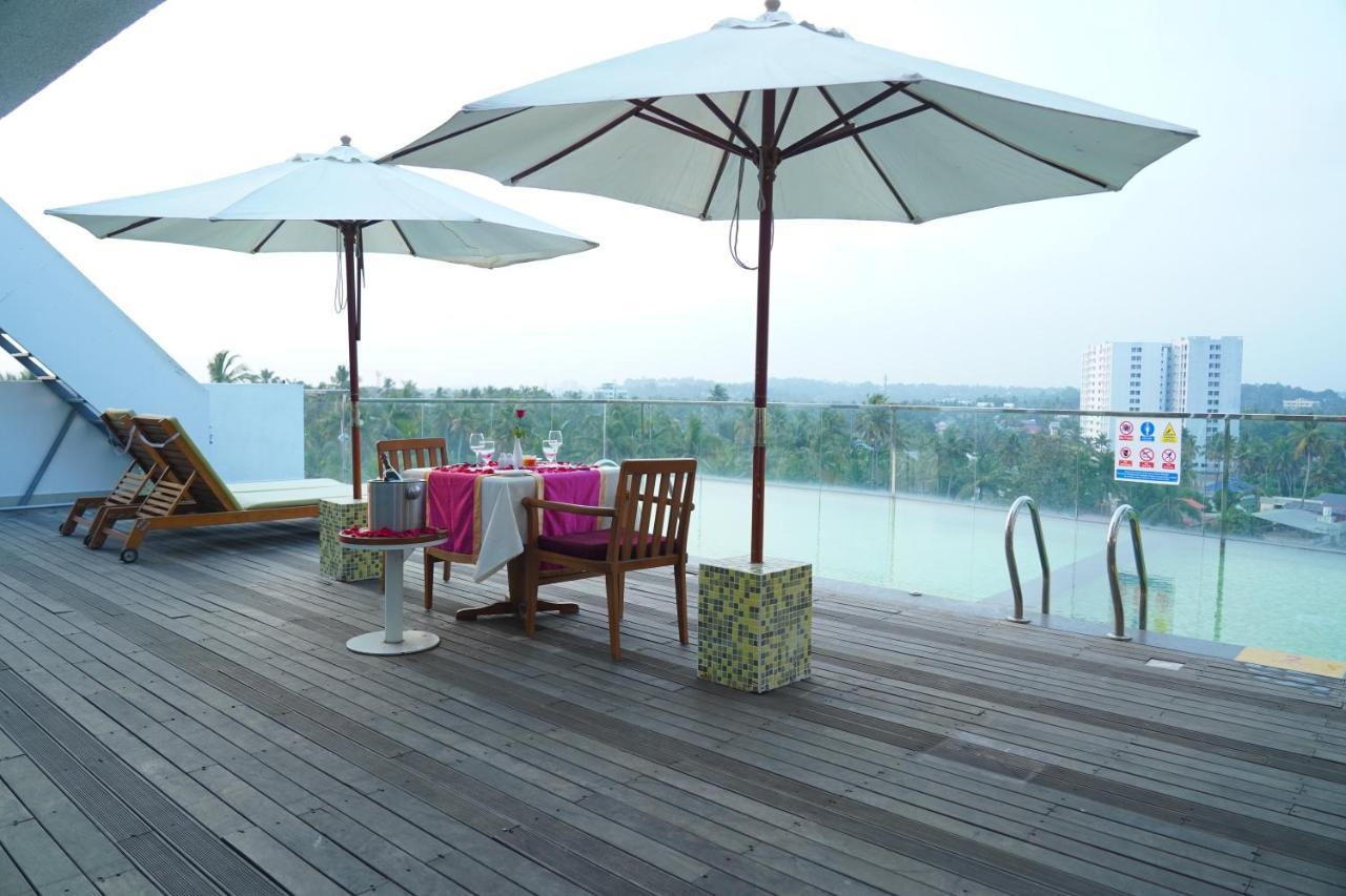 טריואנדרום Vivin Luxury Suites מראה חיצוני תמונה