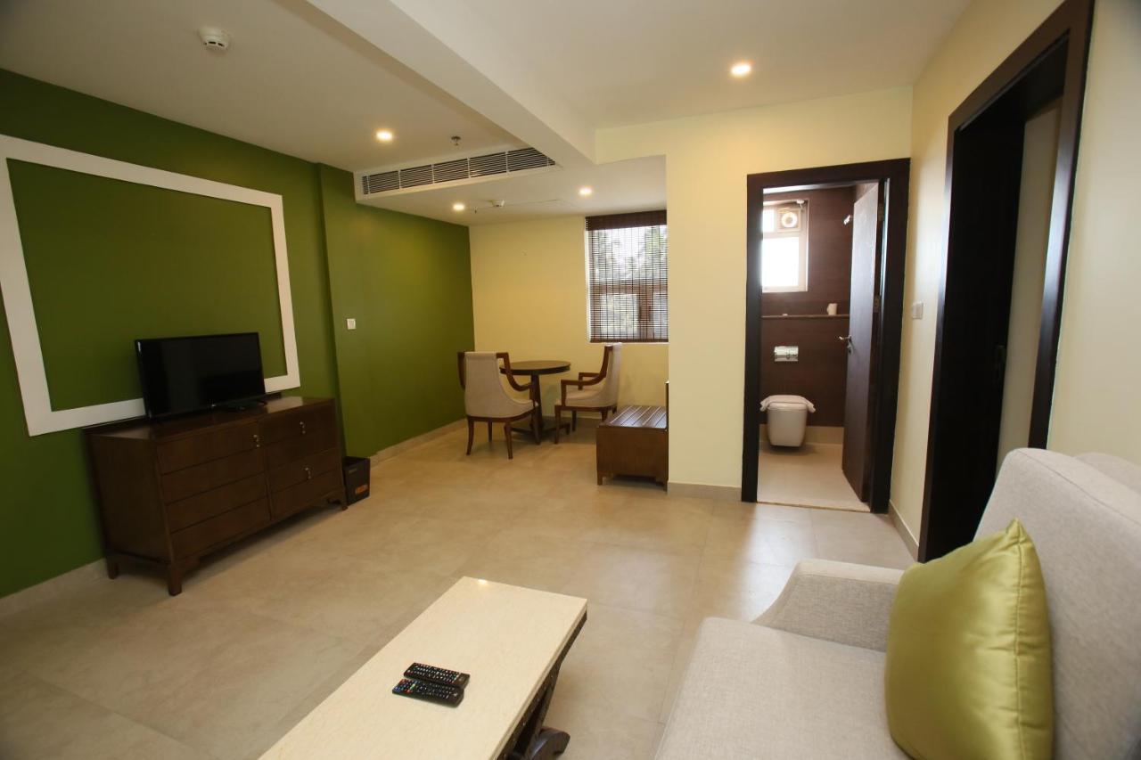 טריואנדרום Vivin Luxury Suites מראה חיצוני תמונה